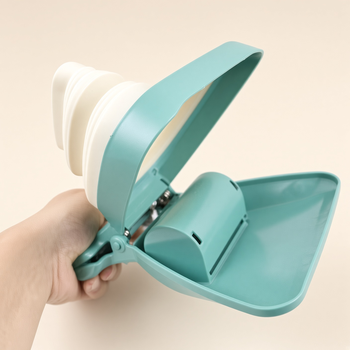 Foldable Pooper Scooper